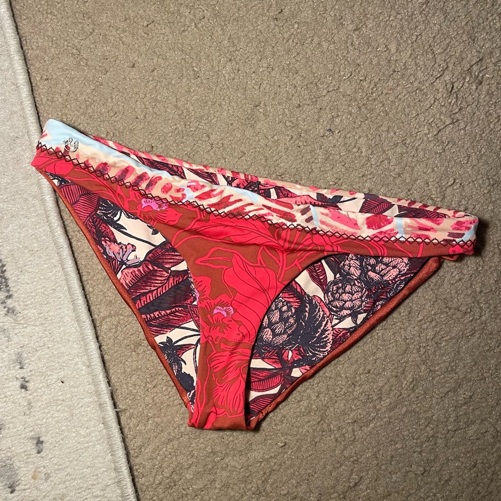 Maaji 🩷❤️ caricoa valley reversible Bikini Vibrant Swimwear bottoms